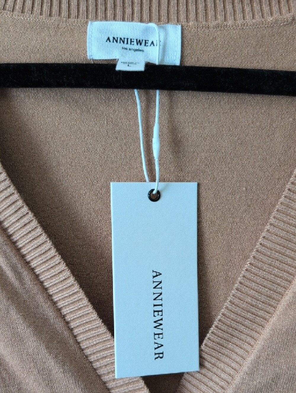 Tan Button-up Top - Picture 6 of 6